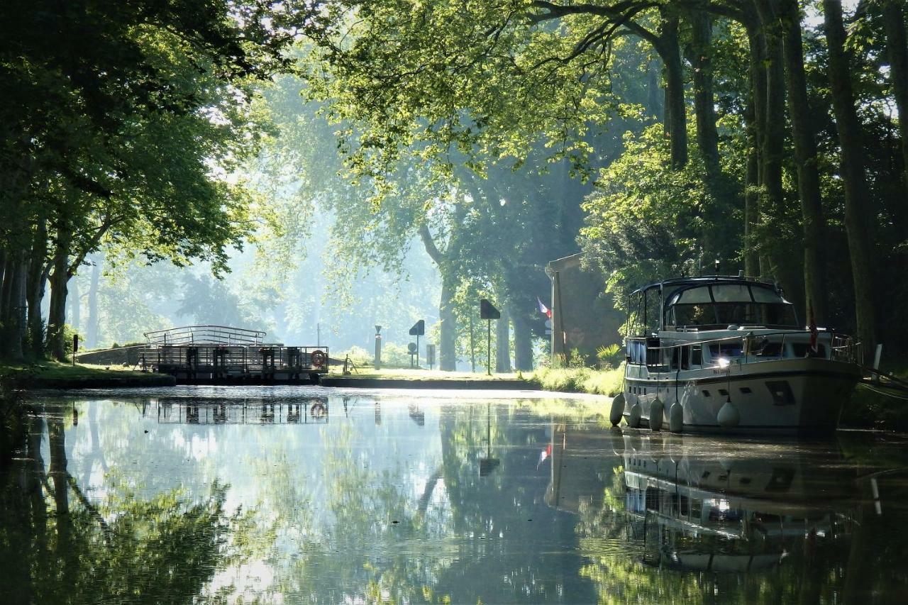 La Bonne Planque - Maison Eclusiere De La Planque Mas-Saintes-Puelles Exteriér fotografie